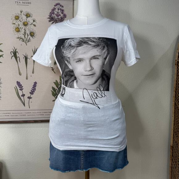 1D Tops - Y2k 2010 1D One Direction Niall Horan Photo Signature White T-Shirt Tee XL